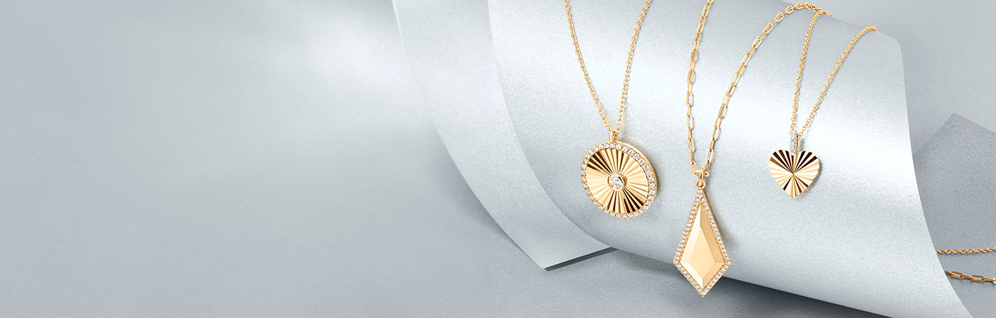 Pendant Necklaces
