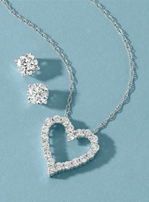 Valentine's Day Jewelry Gifts for Her | REEDS Jewelers